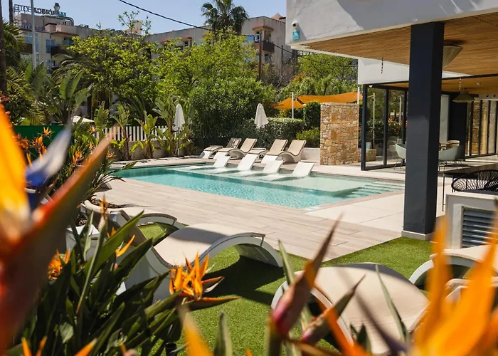Instants Boutique Hotel (Adults Only)